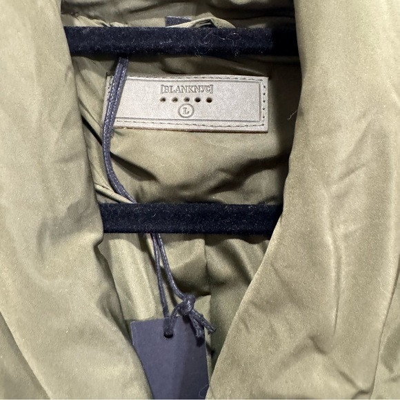 NWT Blank NYC Oversized Puffer Vest Matcha Latte Size Large - Picture 5 of 6